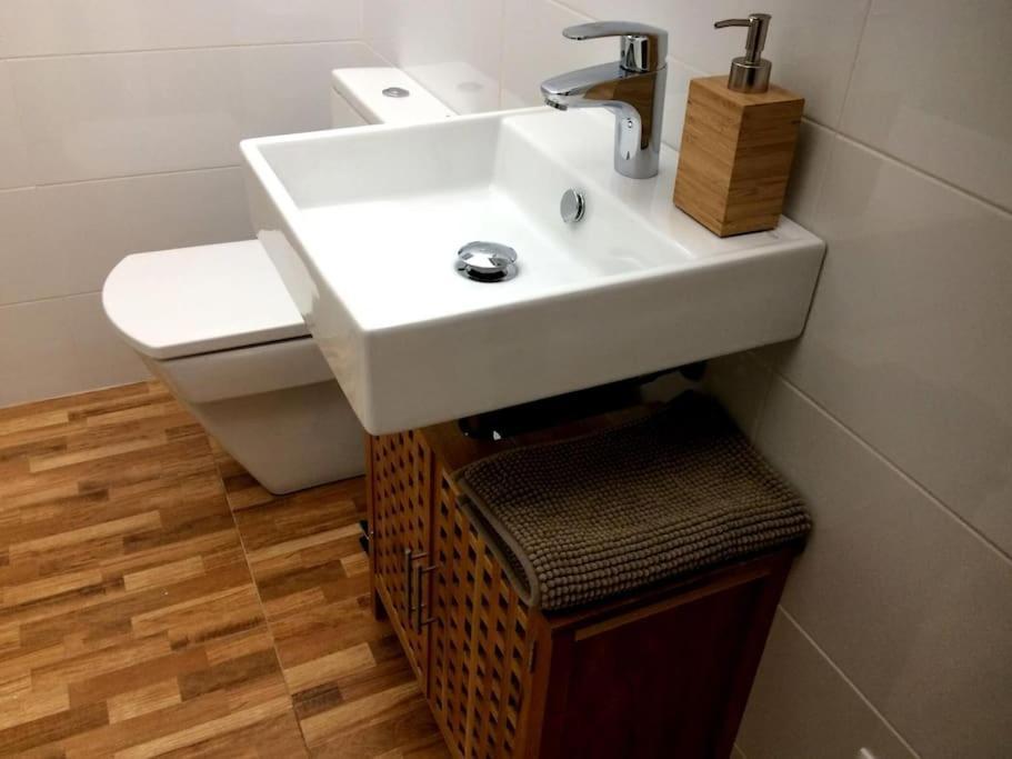 Girona's Ground Floor At The Price! Perfect Familiy Holidays Apartment Girona